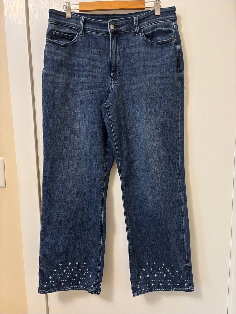 Judy Blue Dark Blue Jeans with hand embroidered Hem